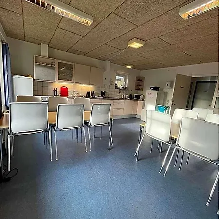 Roslev Vandrerhjem-hostel *